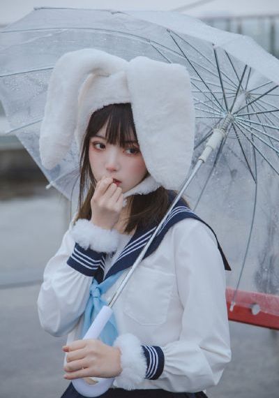 白色月光