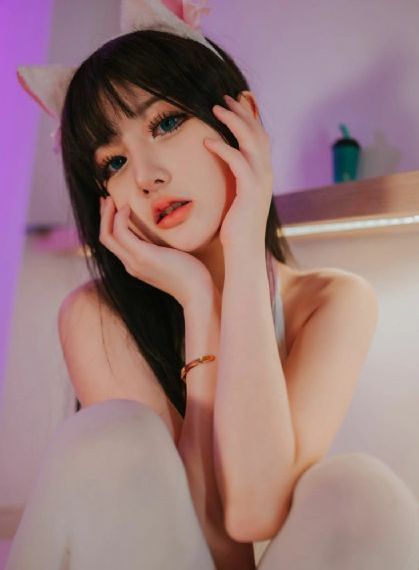 床戏做爰无遮挡摸亲胸裸体泰国